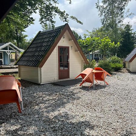 Vakantiepark 'T Urkerbos - Kabouterhuisje ภายนอก รูปภาพ