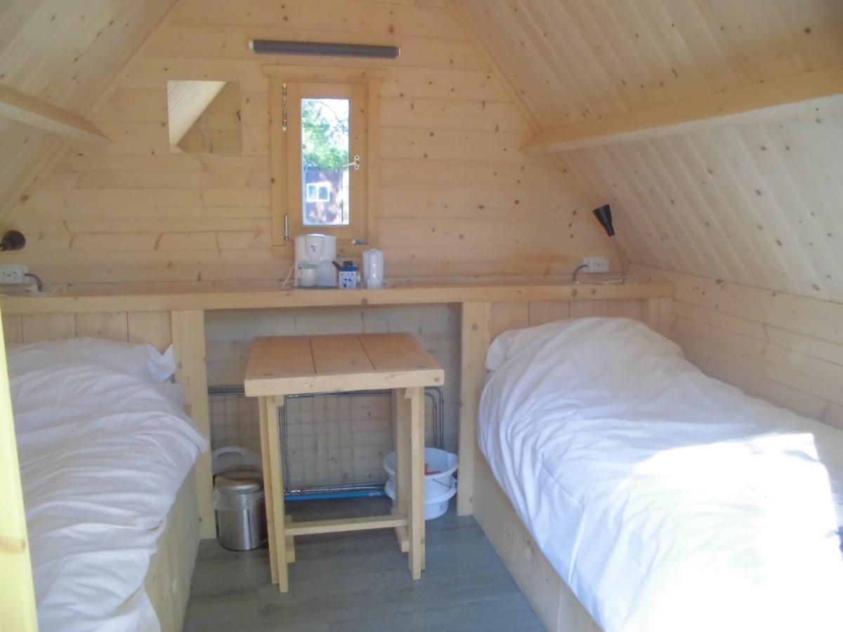Vakantiepark 'T Urkerbos - Kabouterhuisje ภายนอก รูปภาพ