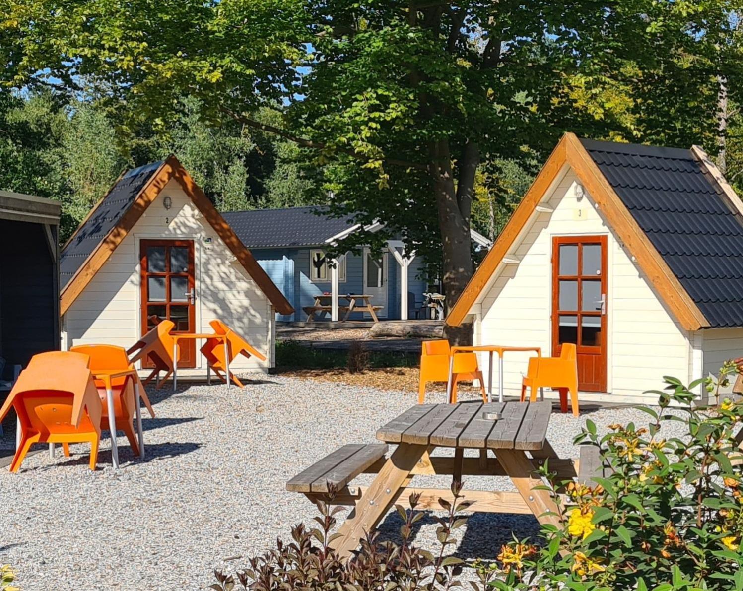 Vakantiepark 'T Urkerbos - Kabouterhuisje ภายนอก รูปภาพ